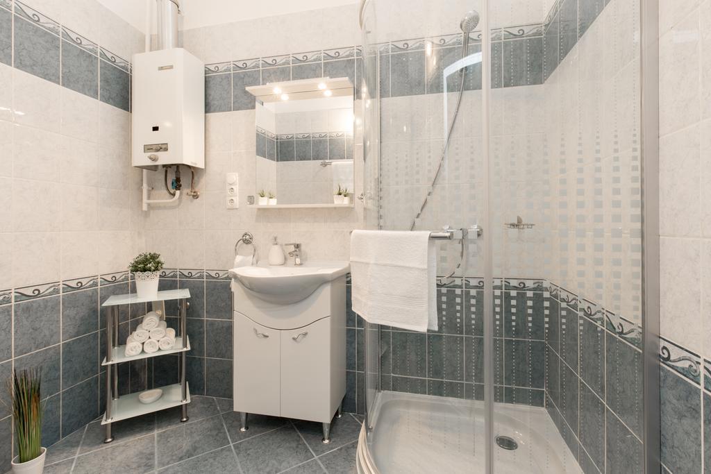 Bpm: Dob70 Classic Apartment In Downtown Budapest Rom bilde